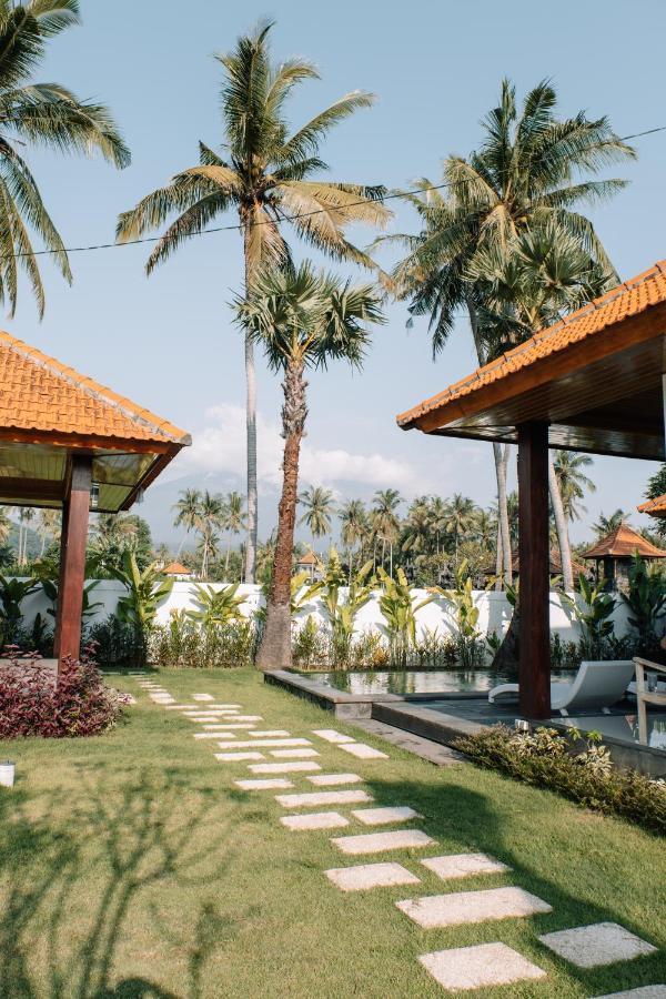 Villa Uhaina آميدْ المظهر الخارجي الصورة